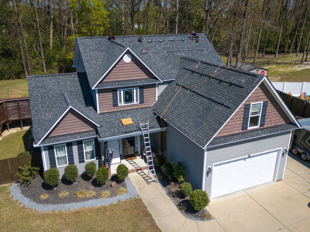 Best Roof Maintenance and Cleaning  in Plymouth, MN